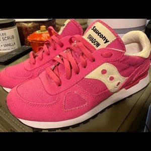 Saucony Shadow Vintage Sneakers Pink & White 9.5